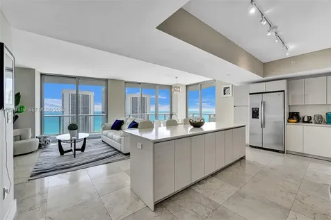 2600 E Hallandale Beach Boulevard Hallandale Beach FL 33009