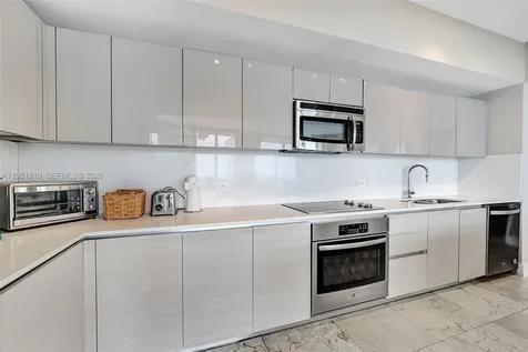2600 E Hallandale Beach Boulevard Hallandale Beach FL 33009