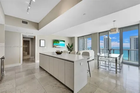 2600 E Hallandale Beach Boulevard Hallandale Beach FL 33009
