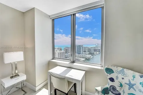 2600 E Hallandale Beach Boulevard Hallandale Beach FL 33009