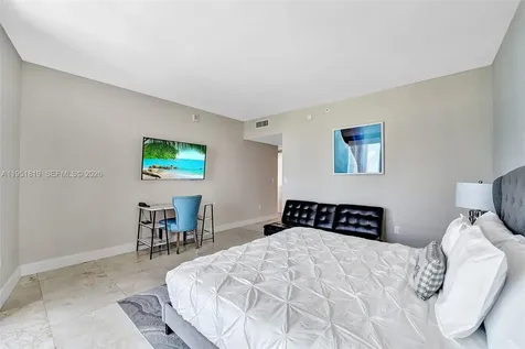 2600 E Hallandale Beach Boulevard Hallandale Beach FL 33009