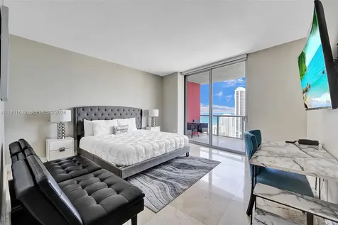 2600 E Hallandale Beach Boulevard Hallandale Beach FL 33009