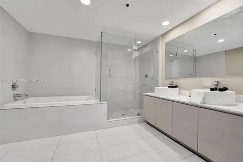 2600 E Hallandale Beach Boulevard Hallandale Beach FL 33009