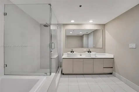 2600 E Hallandale Beach Boulevard Hallandale Beach FL 33009
