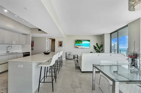 2600 E Hallandale Beach Boulevard Hallandale Beach FL 33009