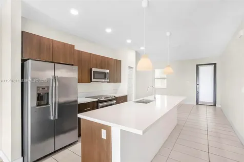 7865 NW 104th Avenue Doral FL 33178