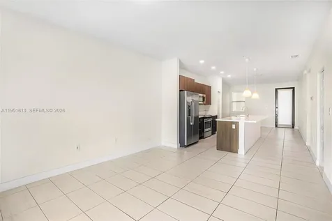 7865 NW 104th Avenue Doral FL 33178