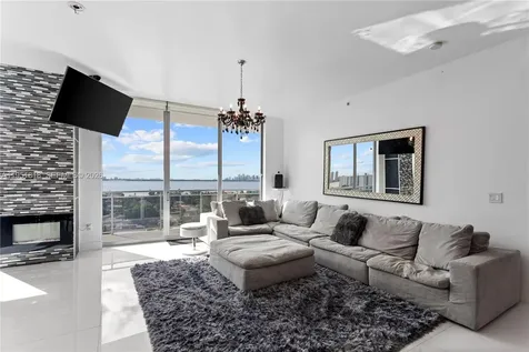 7901 Hispanola Avenue North Bay Village FL 33141