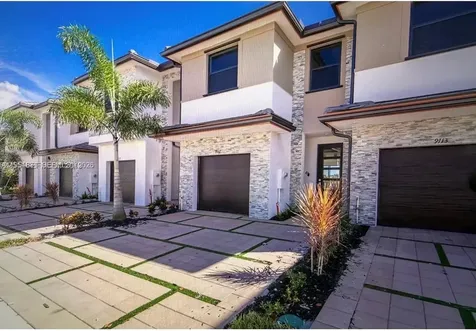 9113 NW 159th Street Miami Lakes FL 33018