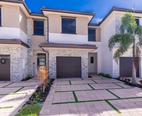 9113 NW 159th Street Miami Lakes FL 33018