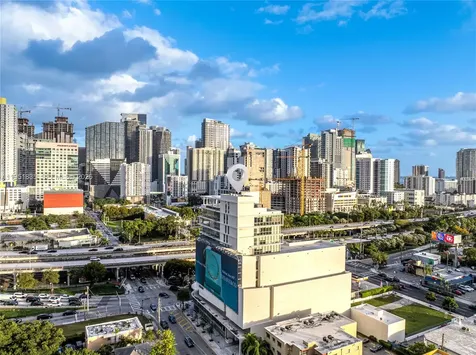 420 SW 7th Street Miami FL 33130