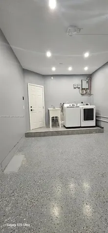 228 Riverwalk Circle Sunrise FL 33326