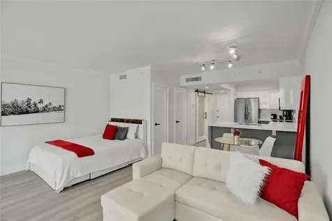 2501 S Ocean Drive Hollywood FL 33019