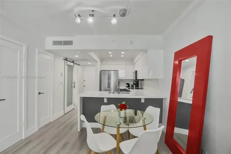 2501 S Ocean Drive Hollywood FL 33019