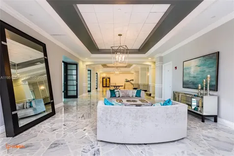 2501 S Ocean Drive Hollywood FL 33019