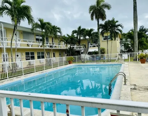 North Miami FL 33181