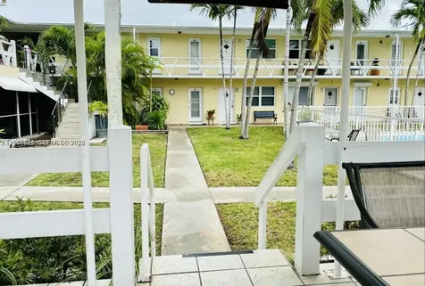 North Miami FL 33181