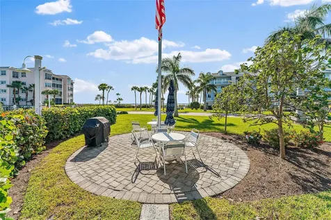 40 NE Plantation Road Hutchinson Island FL 34996