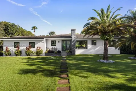 07325 SW 102nd Street Pinecrest FL 33156