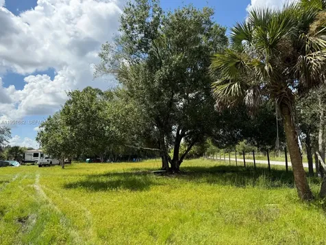 260 Avenida Del Centro Clewiston FL 33440