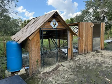 260 Avenida Del Centro Clewiston FL 33440