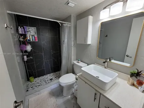 9320 Fontainebleau Boulevard Miami FL 33172