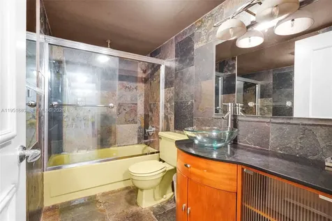 314 SE 10th Street Dania Beach FL 33004
