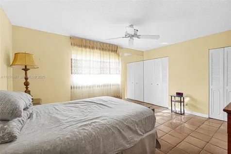 314 SE 10th Street Dania Beach FL 33004