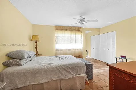 314 SE 10th Street Dania Beach FL 33004