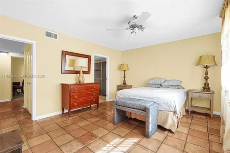 314 SE 10th Street Dania Beach FL 33004