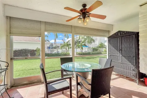 314 SE 10th Street Dania Beach FL 33004
