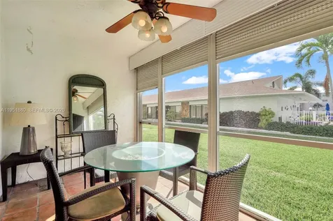 314 SE 10th Street Dania Beach FL 33004
