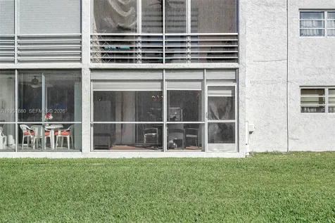 314 SE 10th Street Dania Beach FL 33004