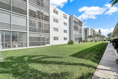 314 SE 10th Street Dania Beach FL 33004