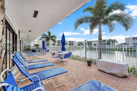 314 SE 10th Street Dania Beach FL 33004