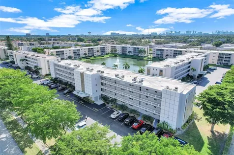 314 SE 10th Street Dania Beach FL 33004