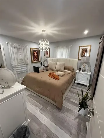 4485 SW 7th Street Miami FL 33134