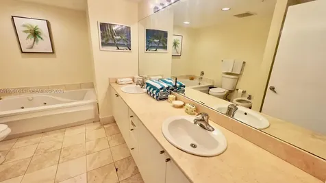 17375 Collins Avenue Sunny Isles Beach FL 33160