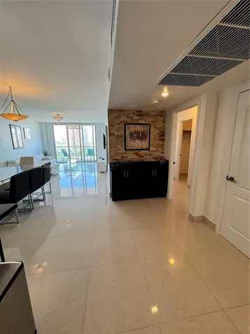 19370 Collins Avenue Sunny Isles Beach FL 33160