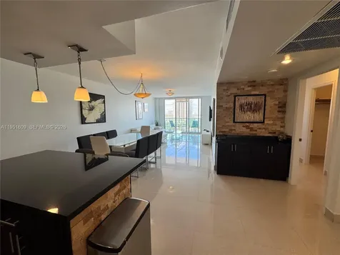 19370 Collins Avenue Sunny Isles Beach FL 33160