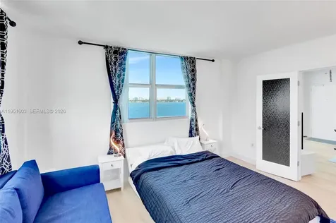 7501 E Treasure Drive North Bay Village FL 33141