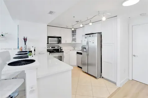 7501 E Treasure Drive North Bay Village FL 33141
