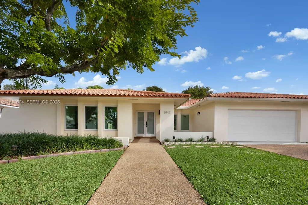 2045 SW 125th Court Miami FL 33175