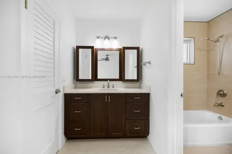 2045 SW 125th Court Miami FL 33175