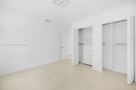 2045 SW 125th Court Miami FL 33175