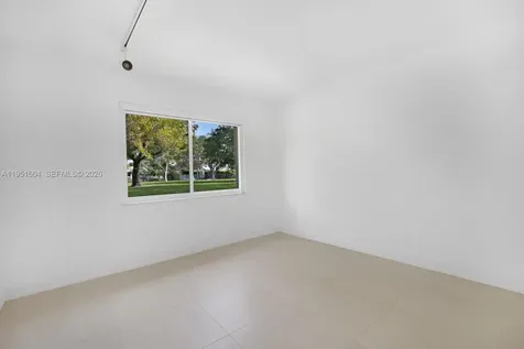 2045 SW 125th Court Miami FL 33175