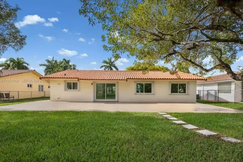 2045 SW 125th Court Miami FL 33175