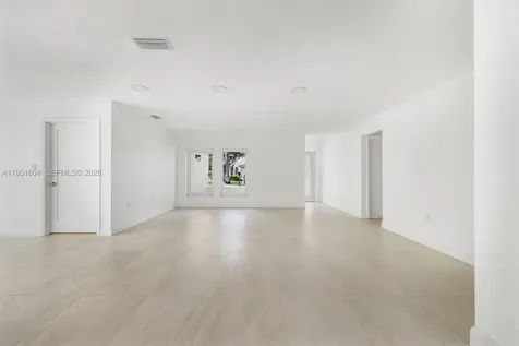 2045 SW 125th Court Miami FL 33175