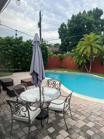 5620 SW 38th Street Davie FL 33314