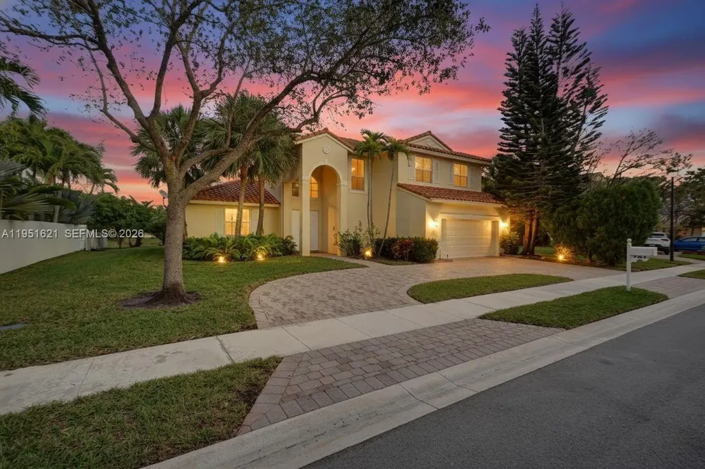 751 SW 191st Avenue Pembroke Pines FL 33029